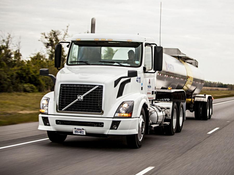  Volvo VNL 300 DME 2013 года  (фото 2 из 4)